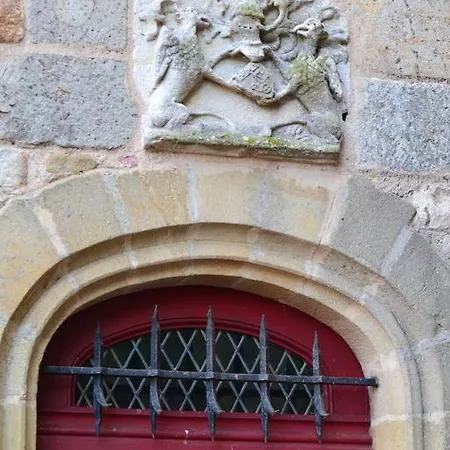 לינה וארוחת בוקר Chateau De Peufeilhoux