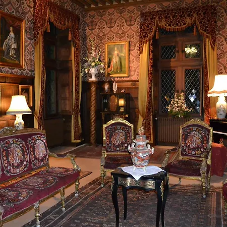 Chateau De Peufeilhoux Nocleg ze śniadaniem