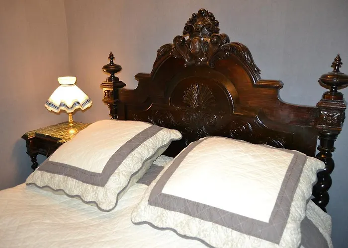 Chateau De Peufeilhoux 5* Vallon-en-Sully